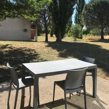 Appartement Arles, Au Calme Proche De La Camargue 6 Exterior photo